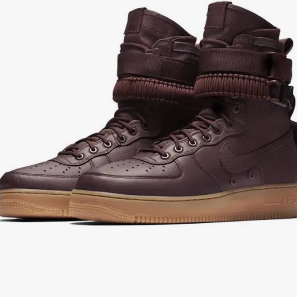 Nike Men's Burgundy High-Top Sneakers
